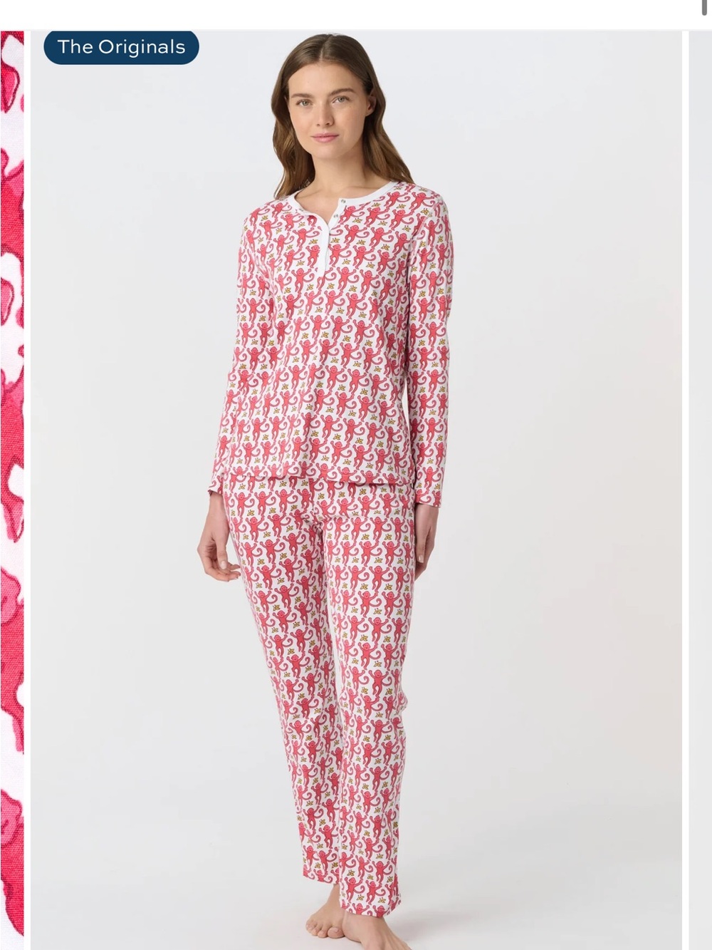 LIKE NEW Roller Rabbit Monkey Pajamas Size Medium